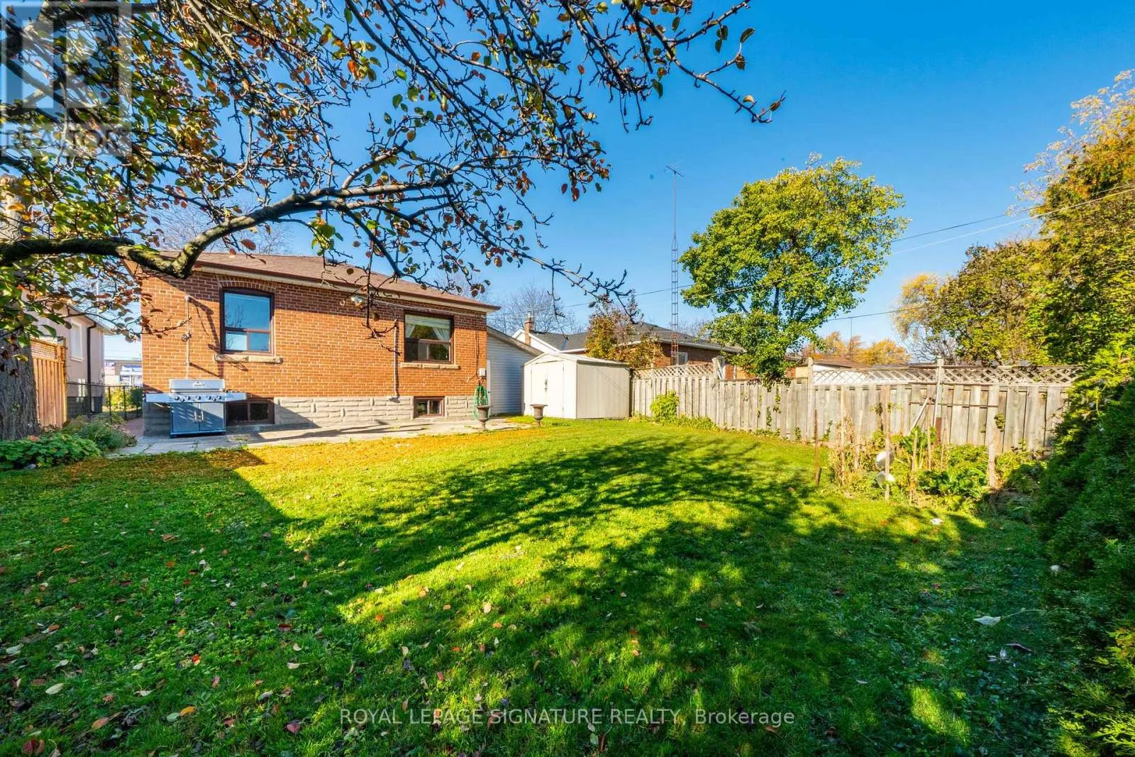 1377 BIRCHMOUNT ROAD