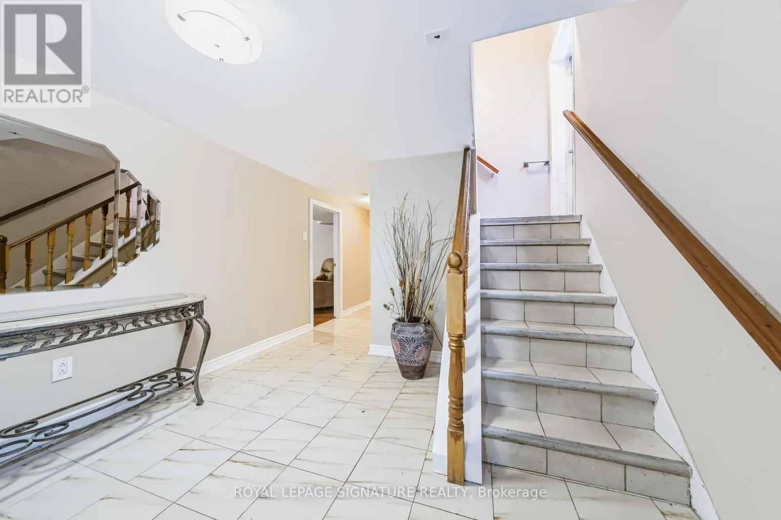 1377 BIRCHMOUNT ROAD