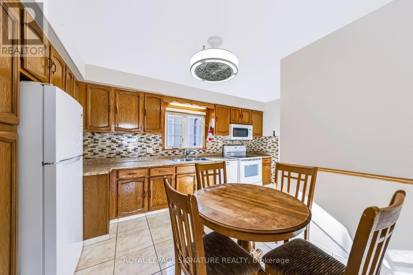1377 BIRCHMOUNT ROAD