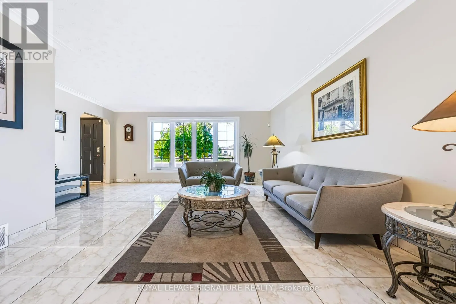 1377 BIRCHMOUNT ROAD