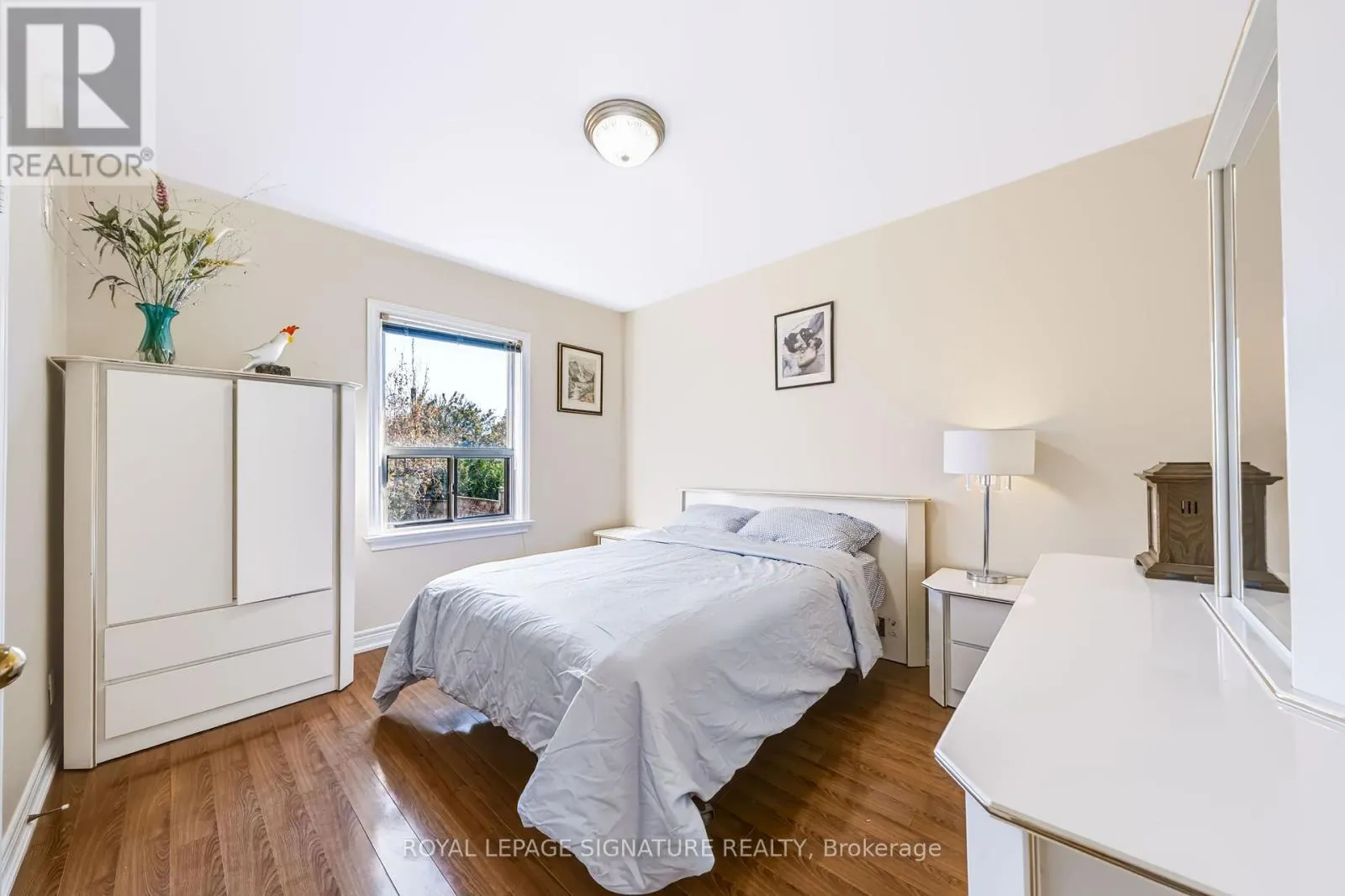1377 BIRCHMOUNT ROAD