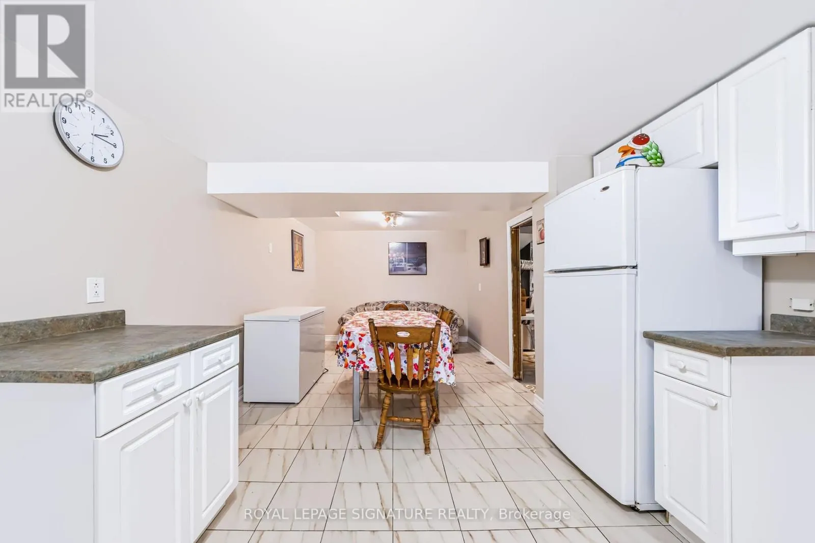 1377 BIRCHMOUNT ROAD