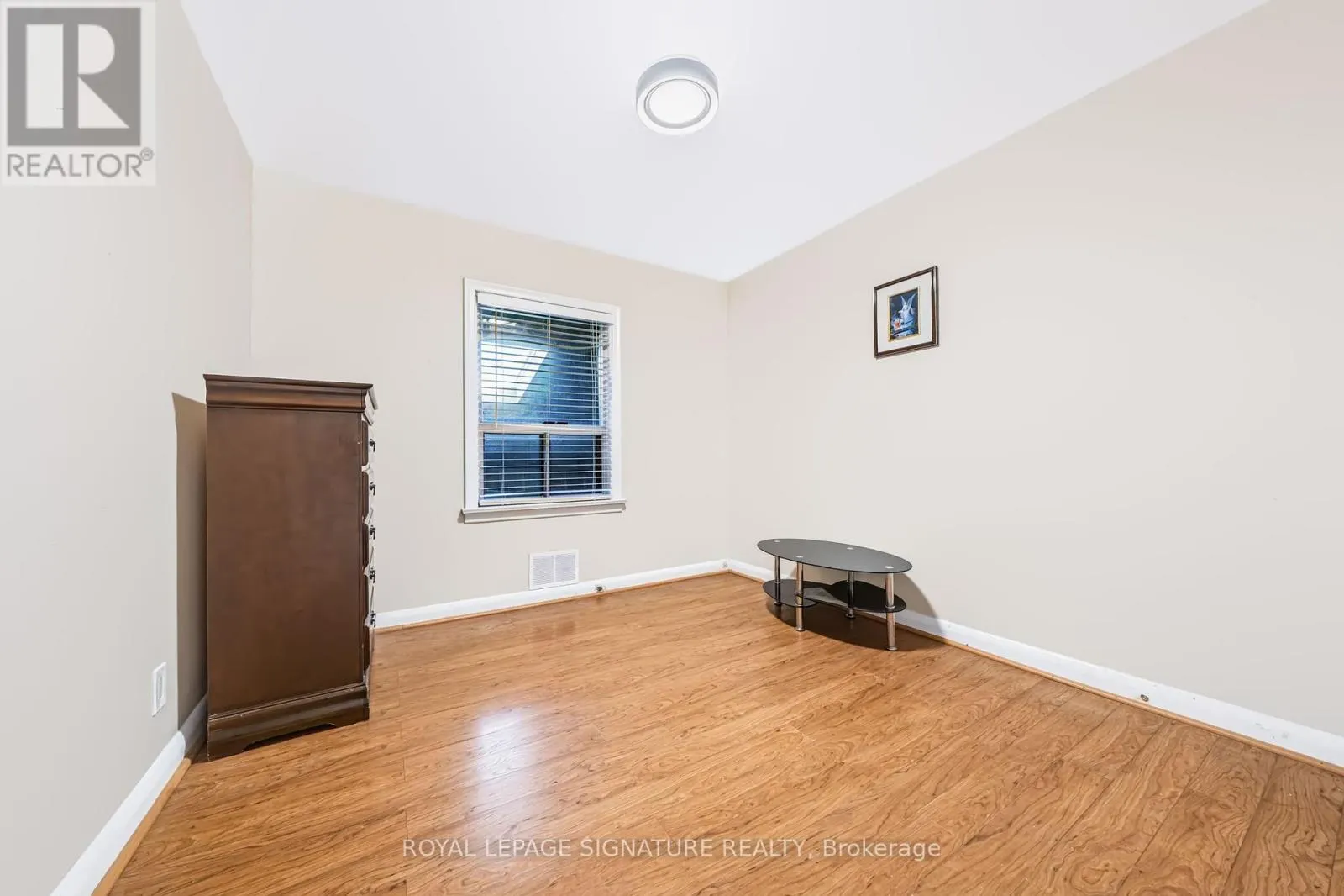 1377 BIRCHMOUNT ROAD
