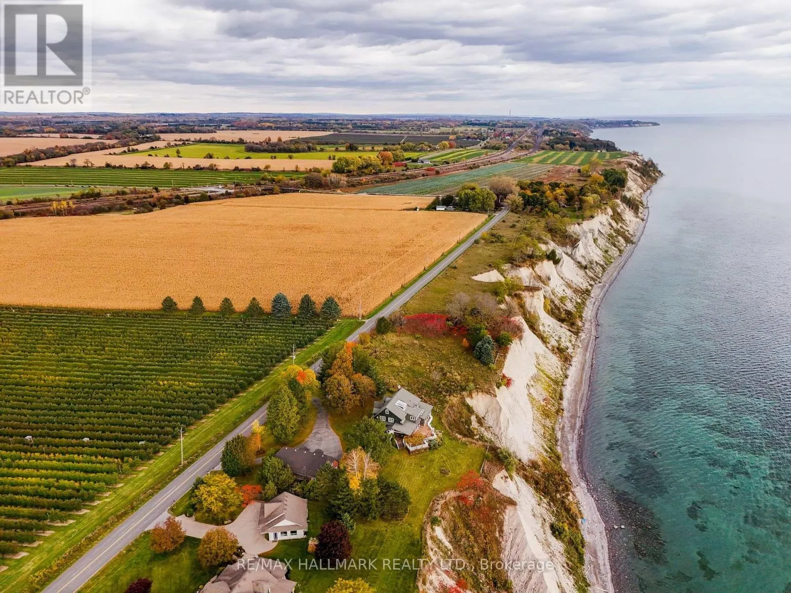 3741 LAKESHORE ROAD E