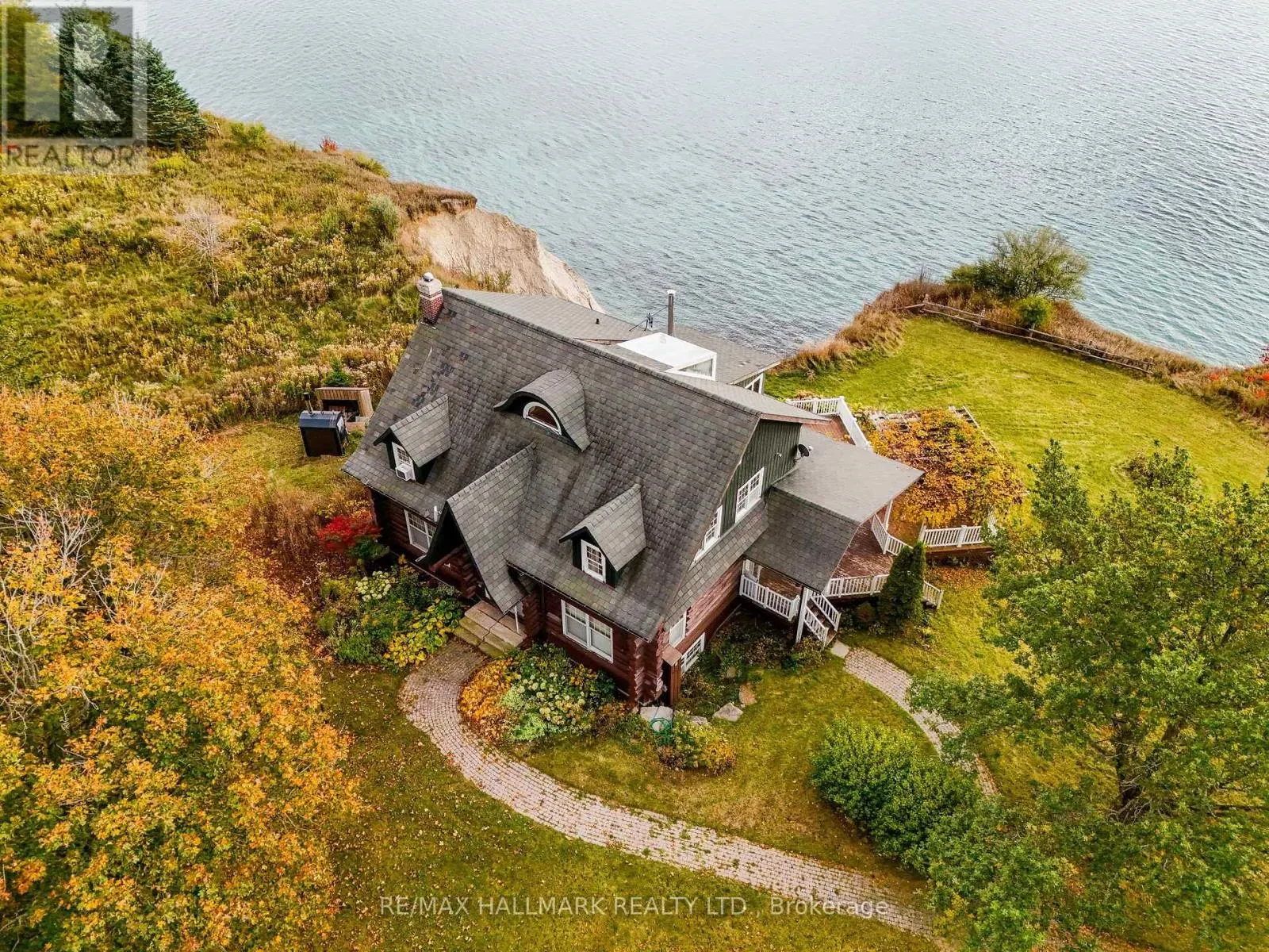 3741 LAKESHORE ROAD E