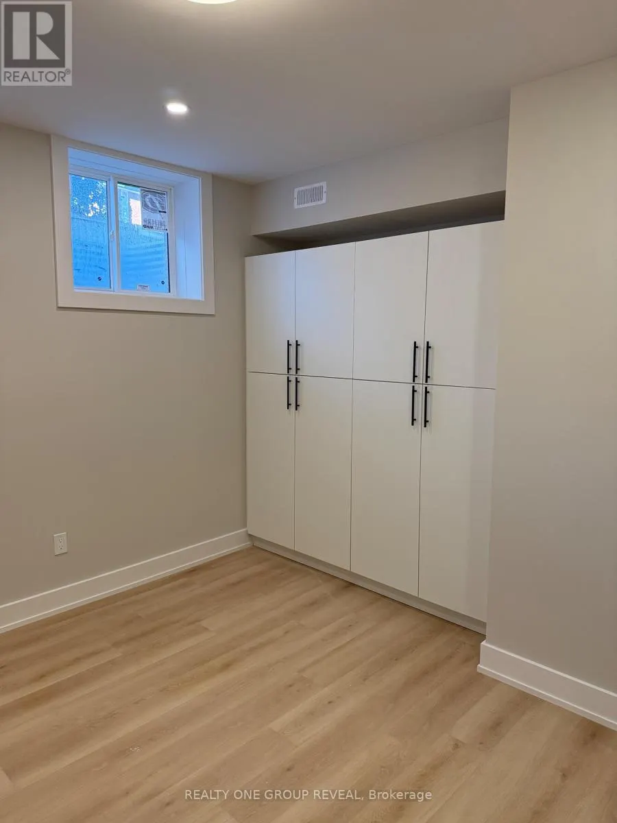 4 - 24 QUEEN STREET