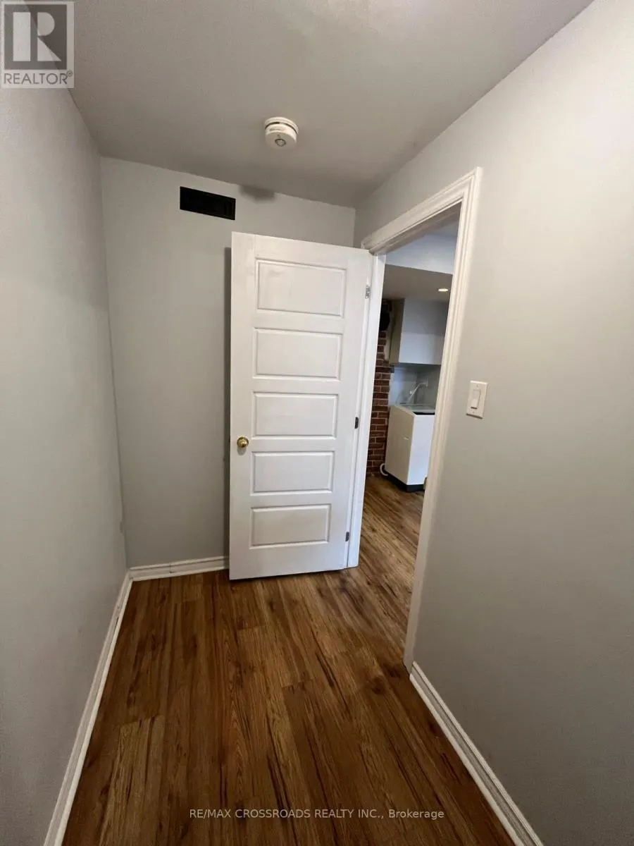 BASEMENT UNIT - 220 MCNAUGHTON AVENUE
