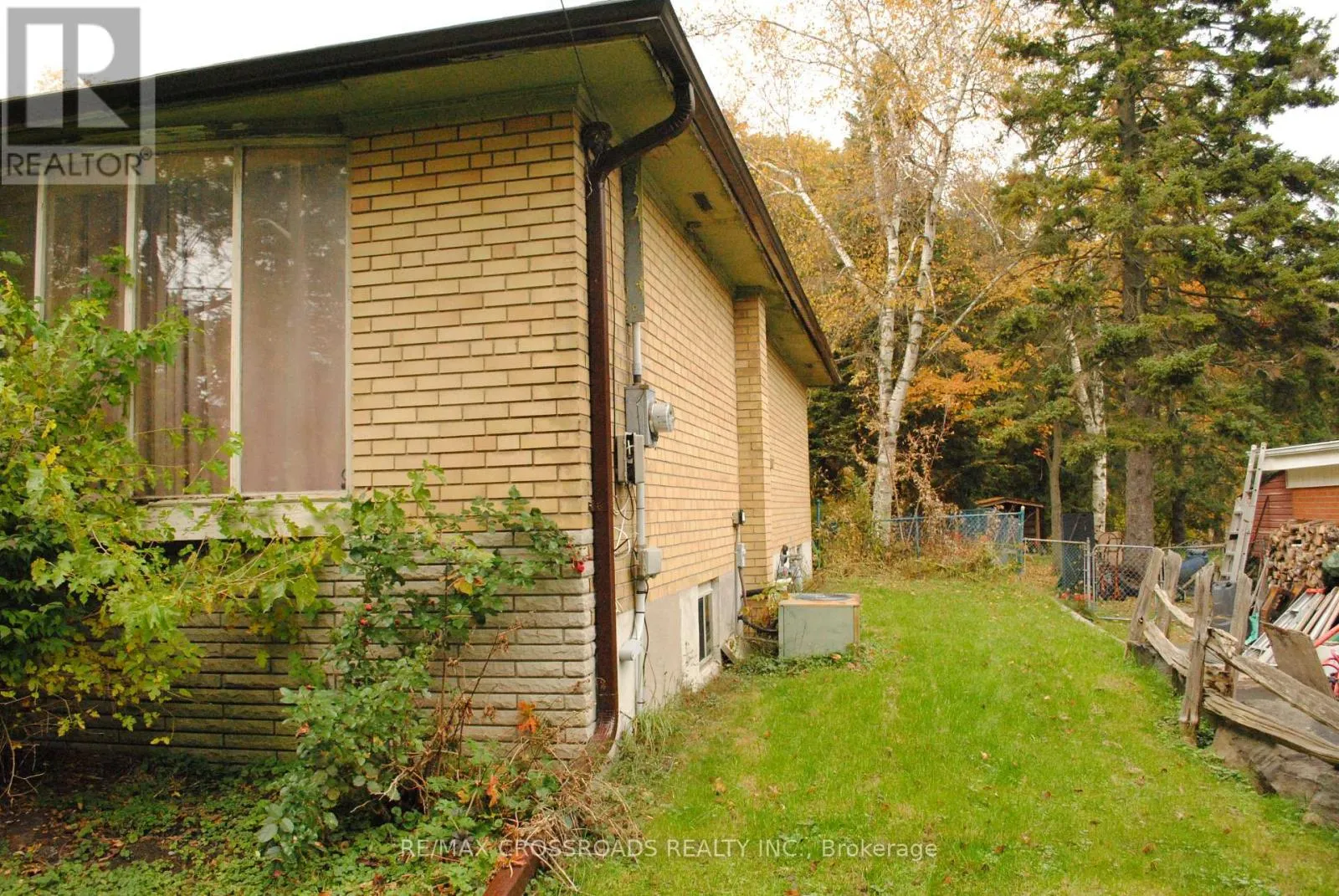242 ISLAND ROAD