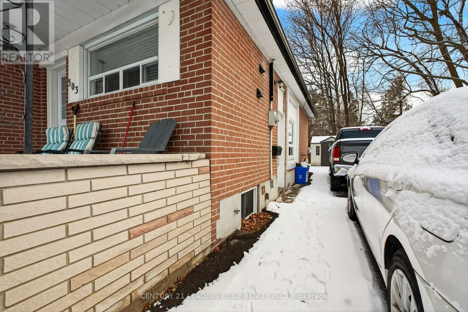 BASEMENT - 303 ROSSLAND ROAD W