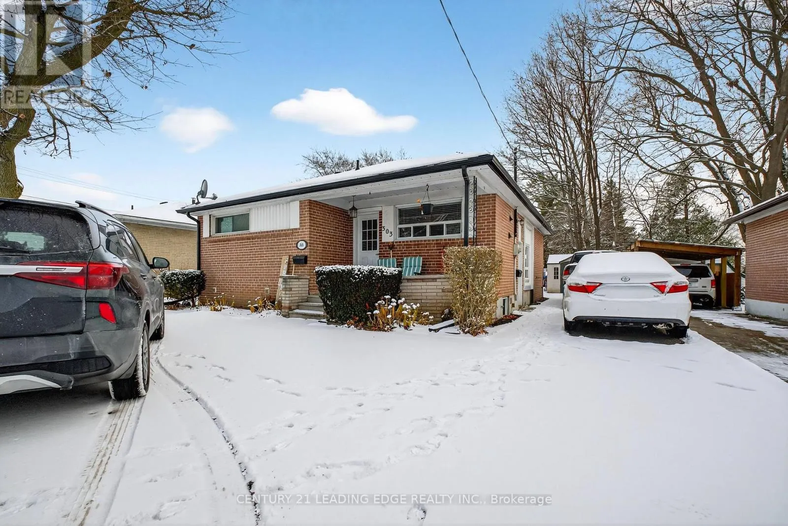 BASEMENT - 303 ROSSLAND ROAD W