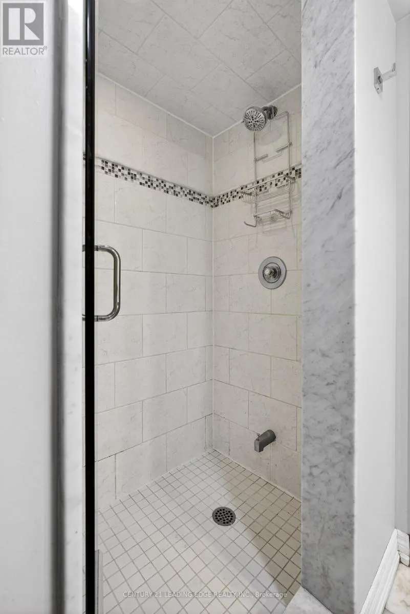 BASEMENT - 303 ROSSLAND ROAD W