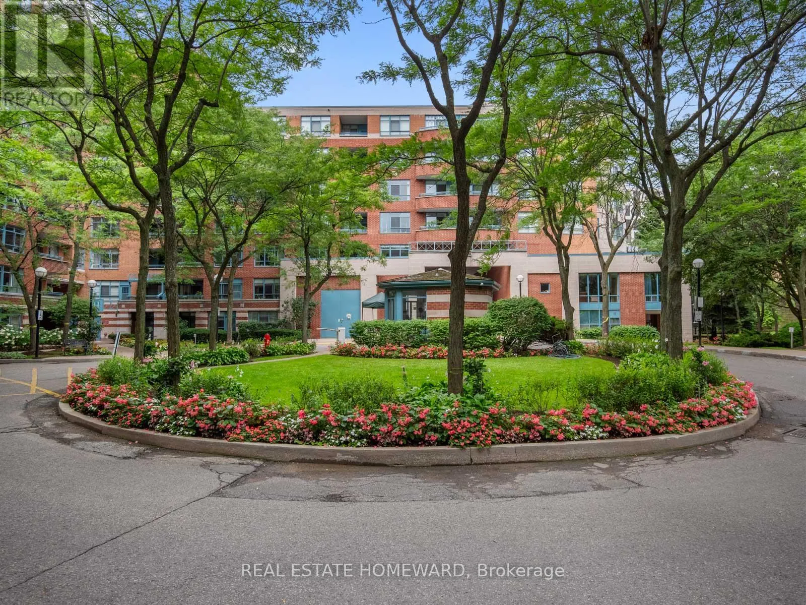 410 - 1093 KINGSTON ROAD