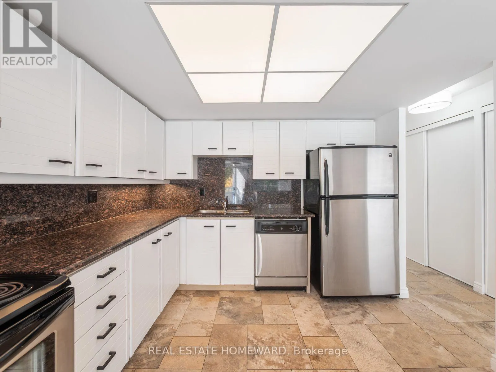 410 - 1093 KINGSTON ROAD