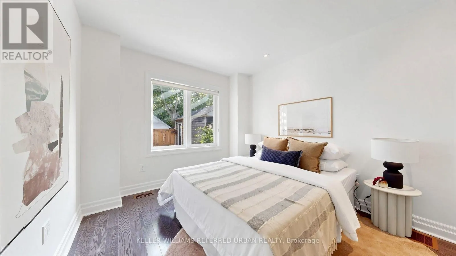 11 CRESTLAND AVENUE