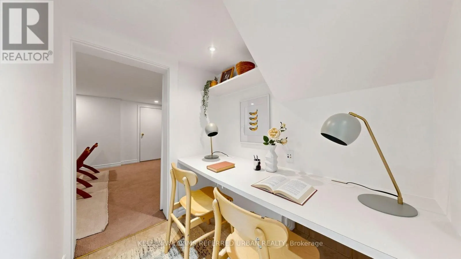 11 CRESTLAND AVENUE