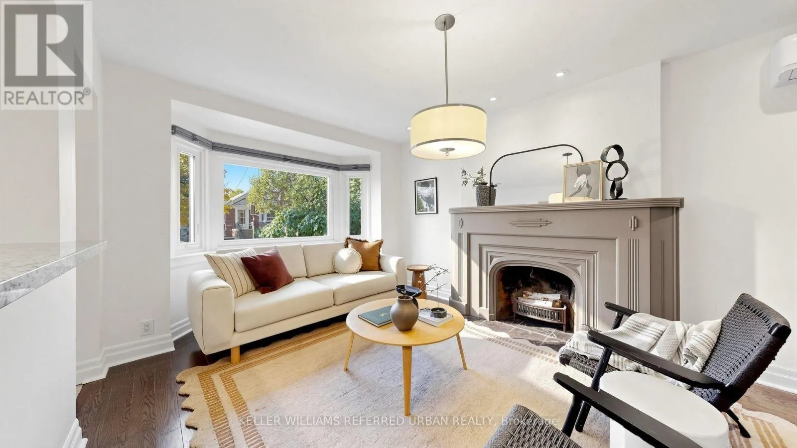 11 CRESTLAND AVENUE