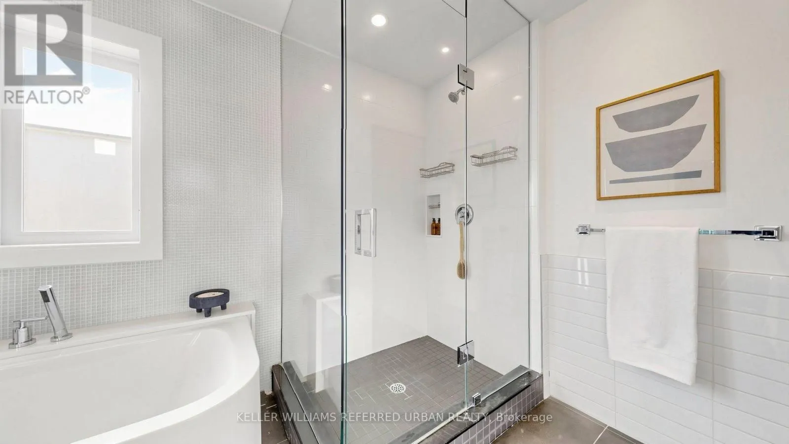 11 CRESTLAND AVENUE