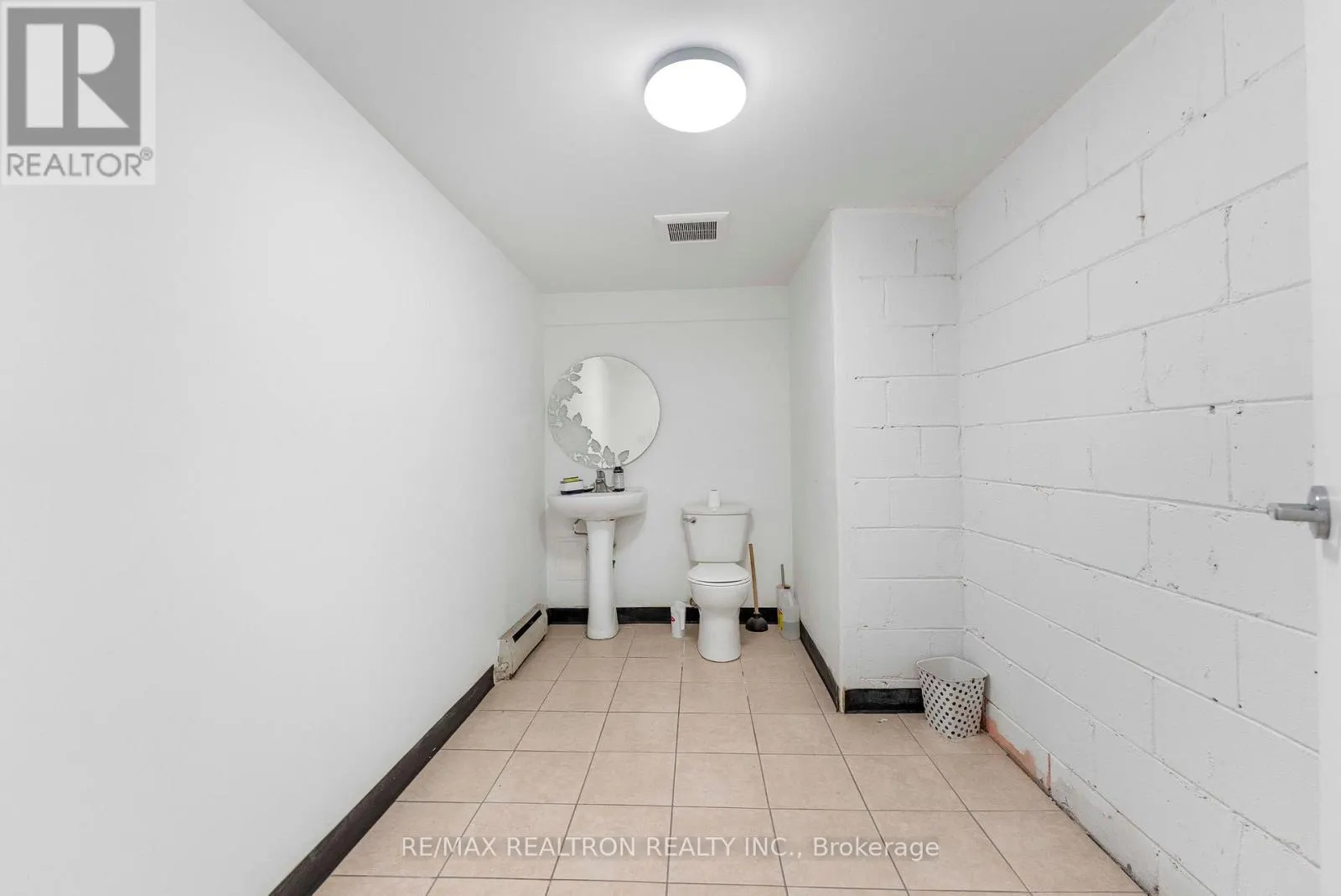 2388 EGLINTON AVENUE