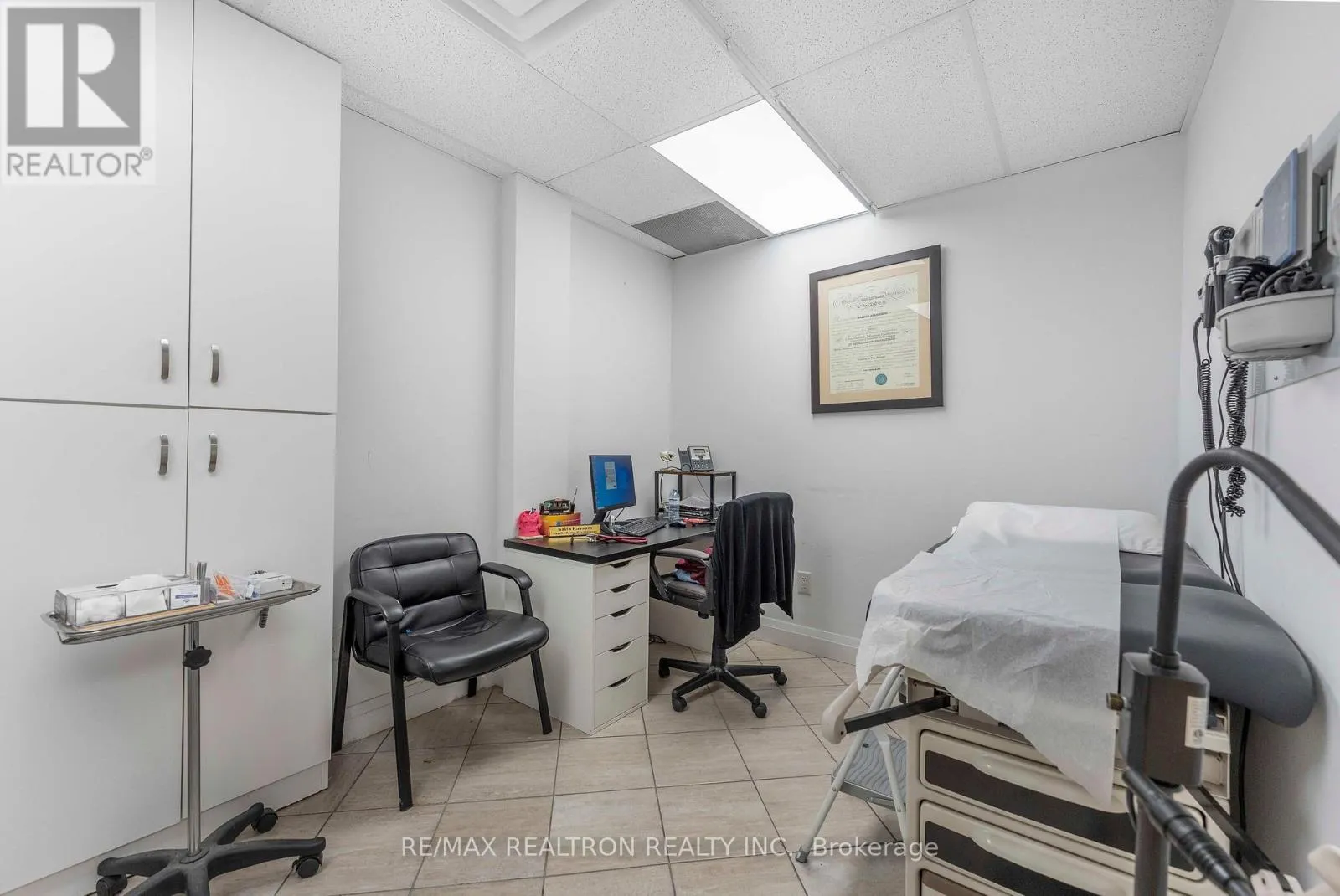 2388 EGLINTON AVENUE