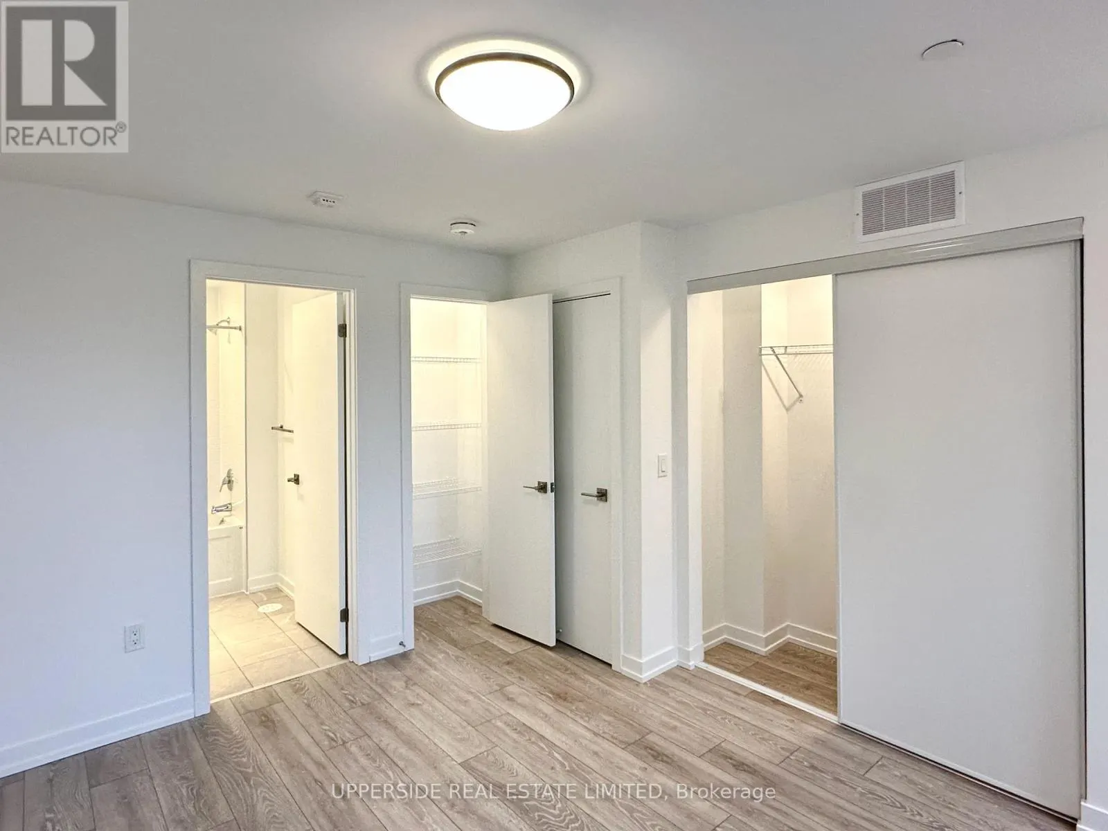 41 - 30 CALAMINT LANE
