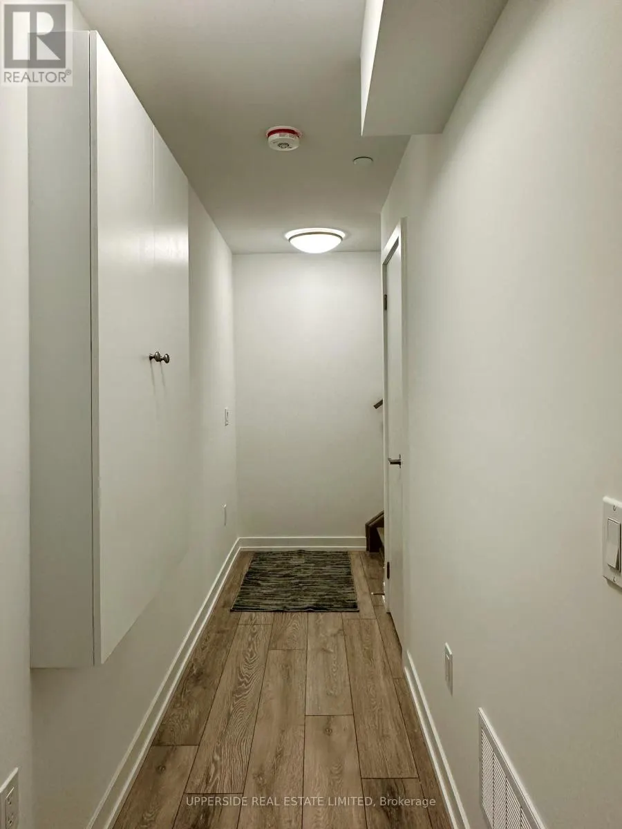 41 - 30 CALAMINT LANE
