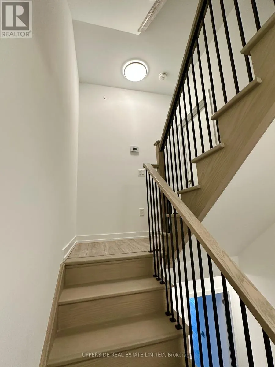 41 - 30 CALAMINT LANE