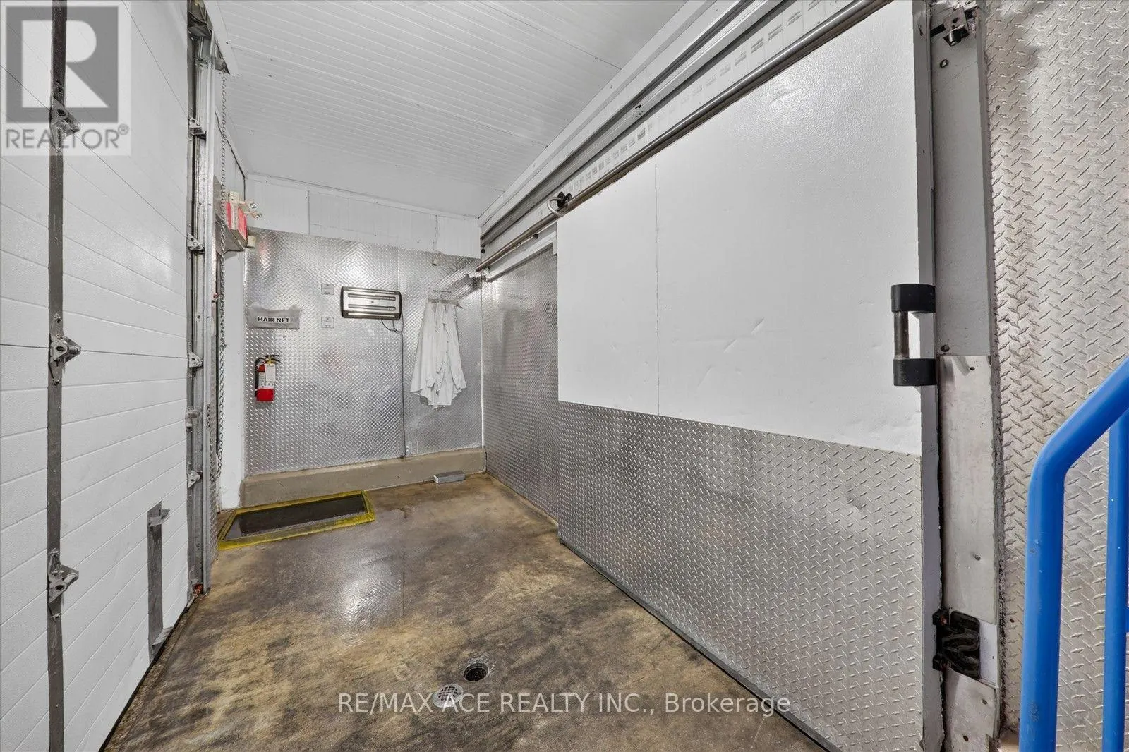10 - 2691 MARKHAM ROAD