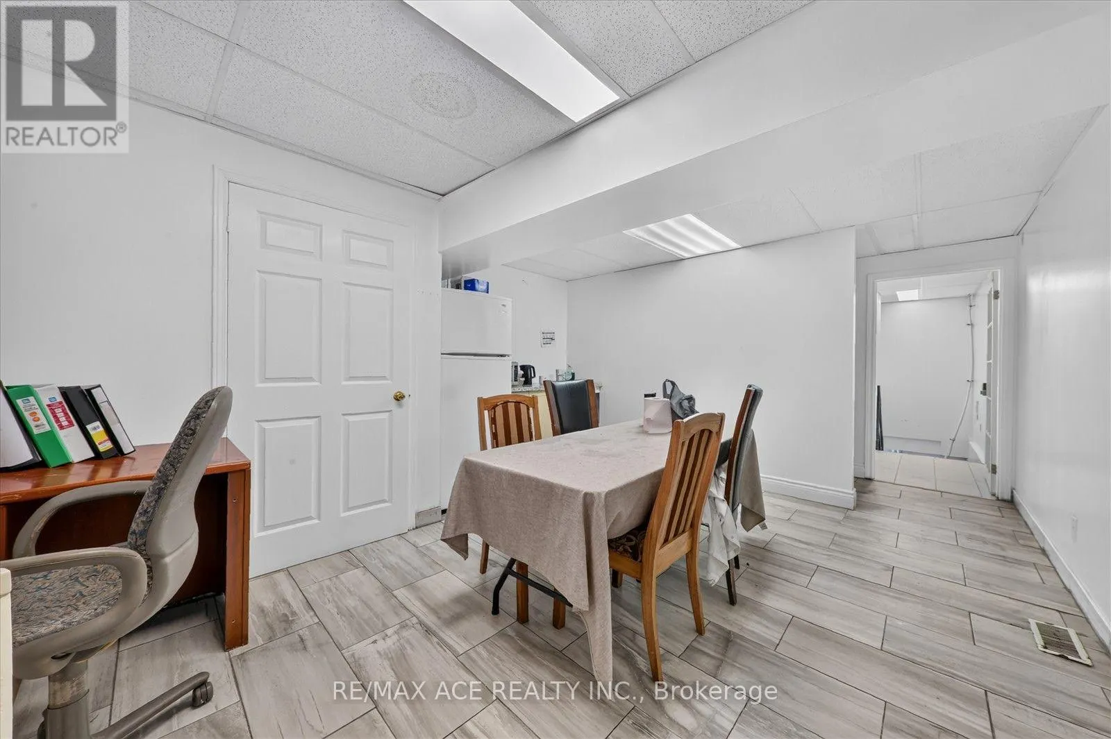 10 - 2691 MARKHAM ROAD