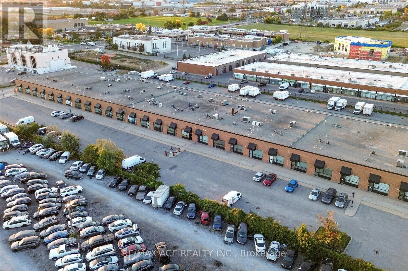 10 - 2691 MARKHAM ROAD