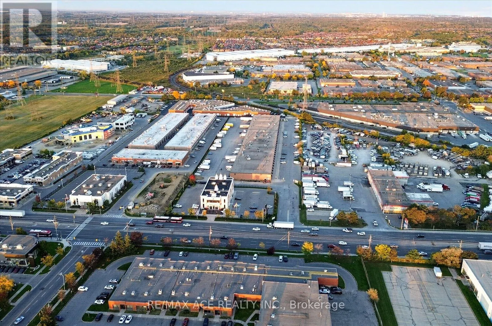 10 - 2691 MARKHAM ROAD