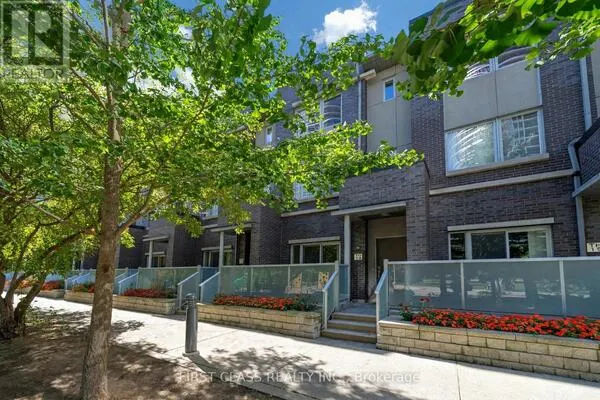 14 - 310 VILLAGE GREEN SQUARE