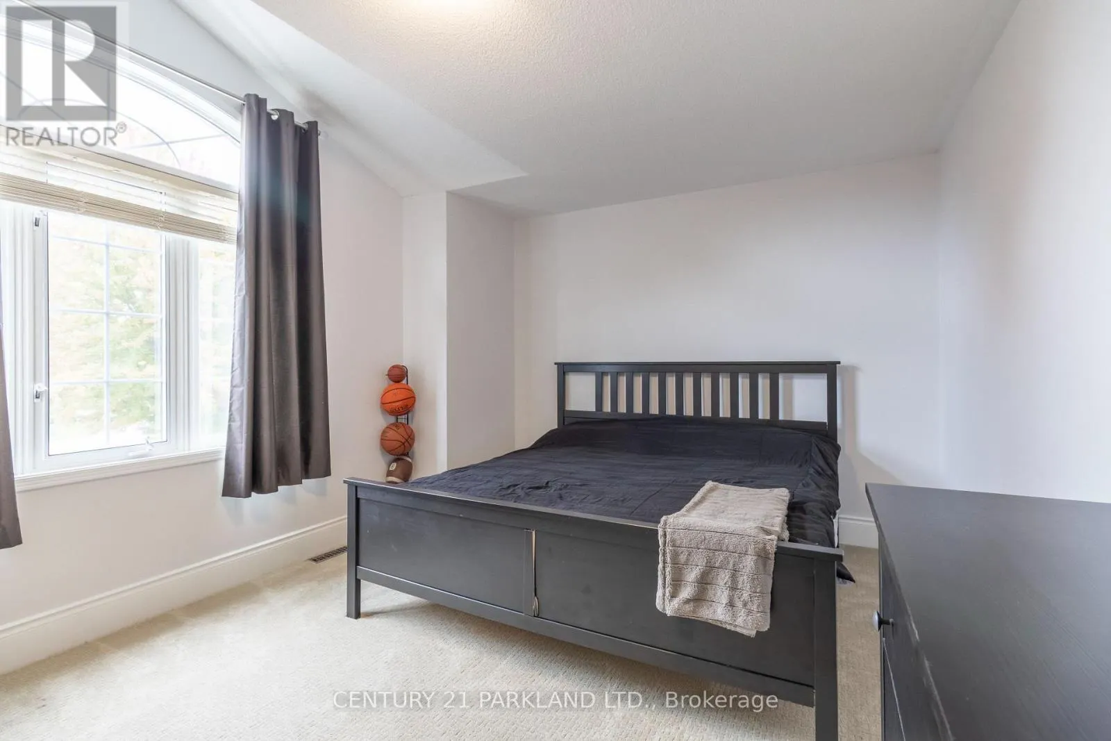 18 NAPIER COURT