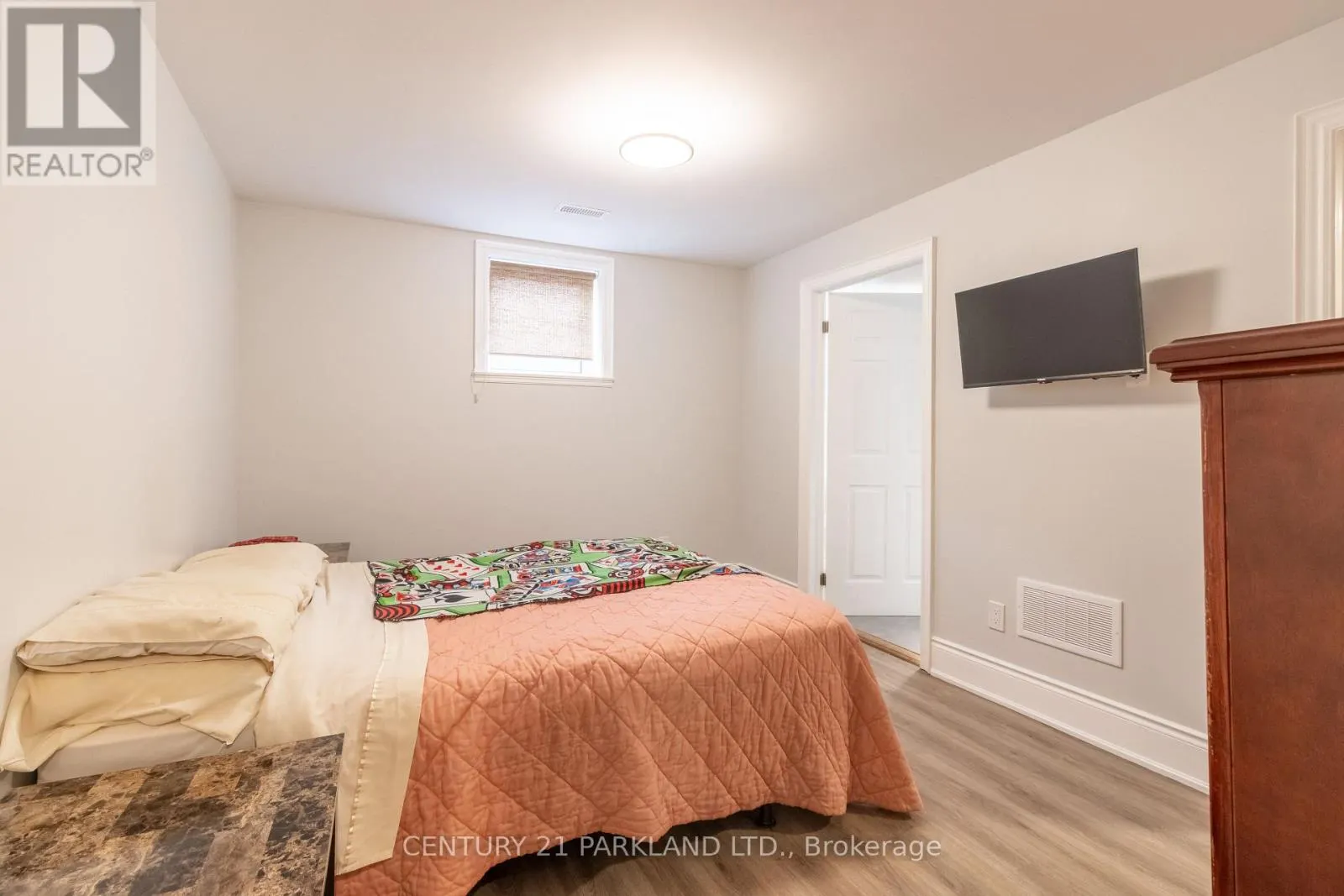 18 NAPIER COURT