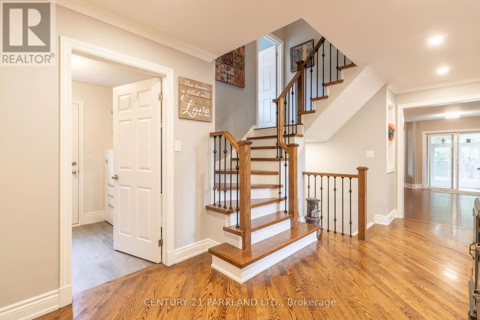 18 NAPIER COURT
