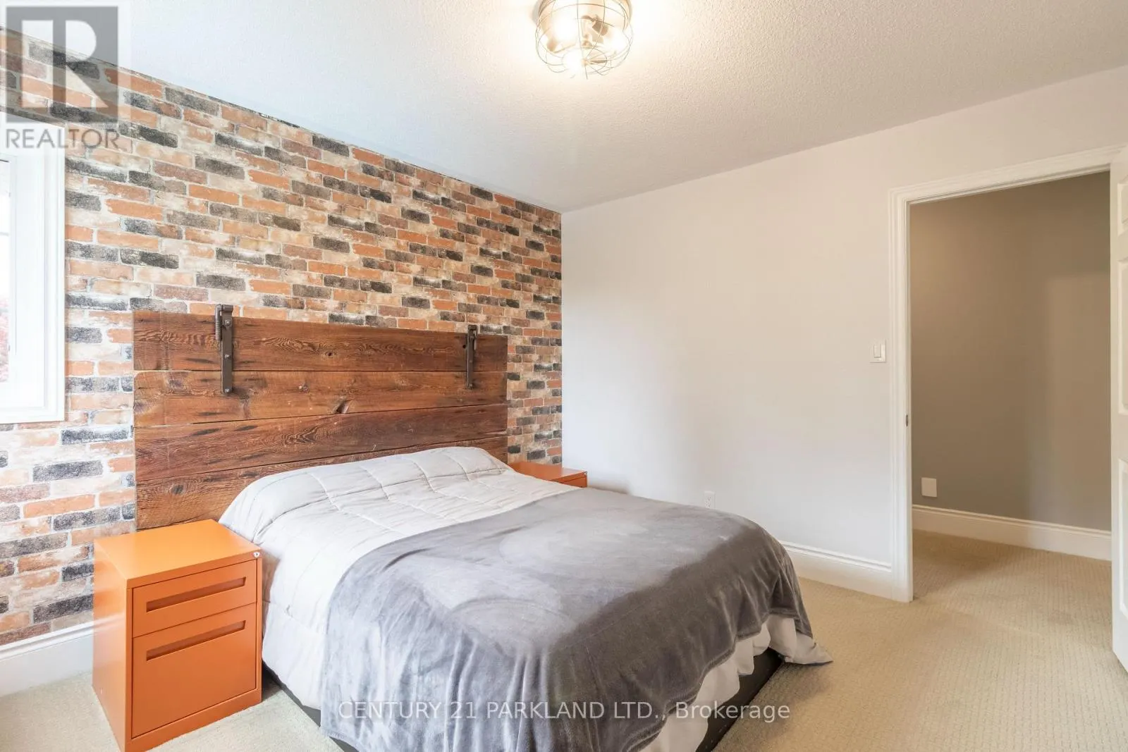 18 NAPIER COURT