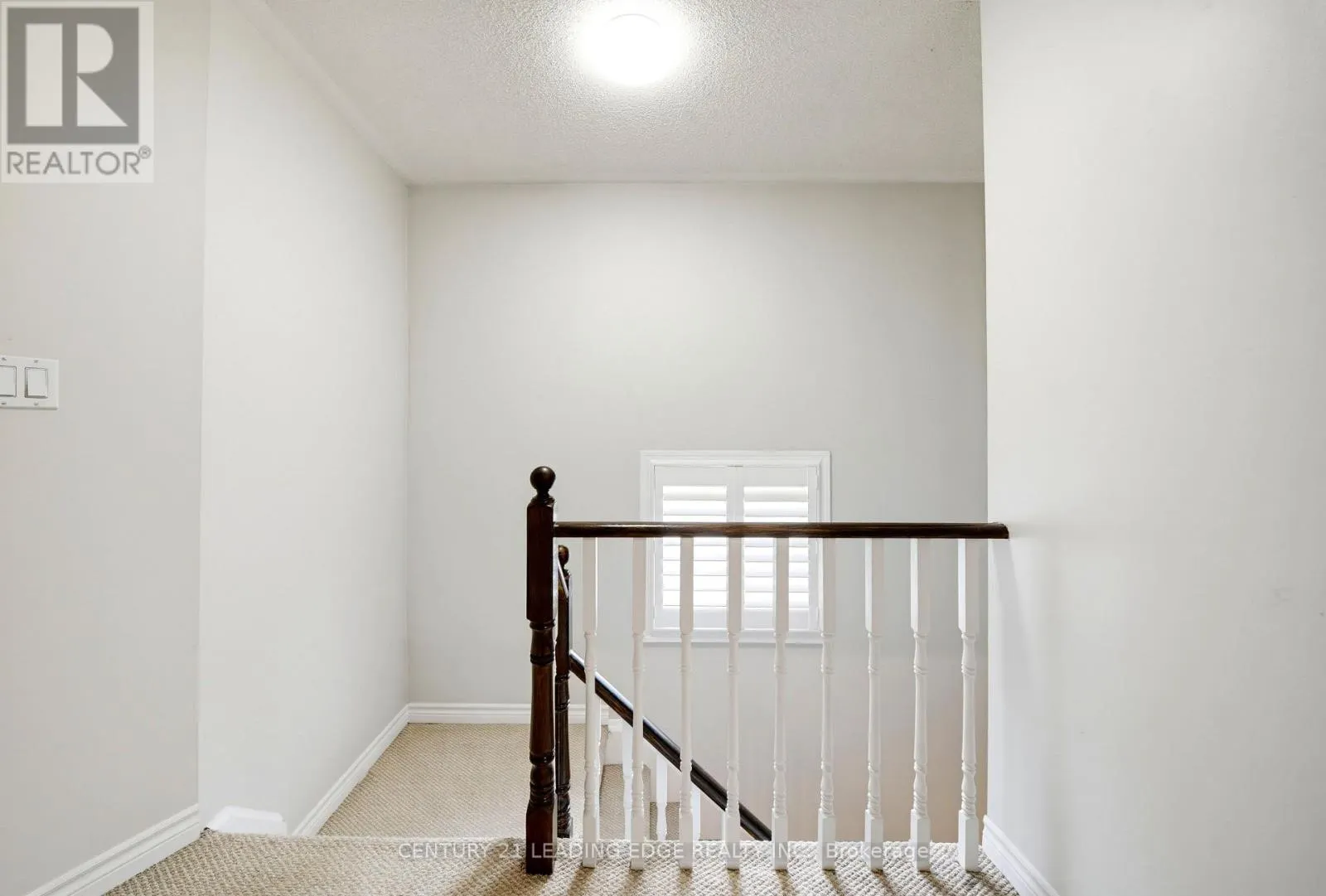 10 DODDS SQUARE