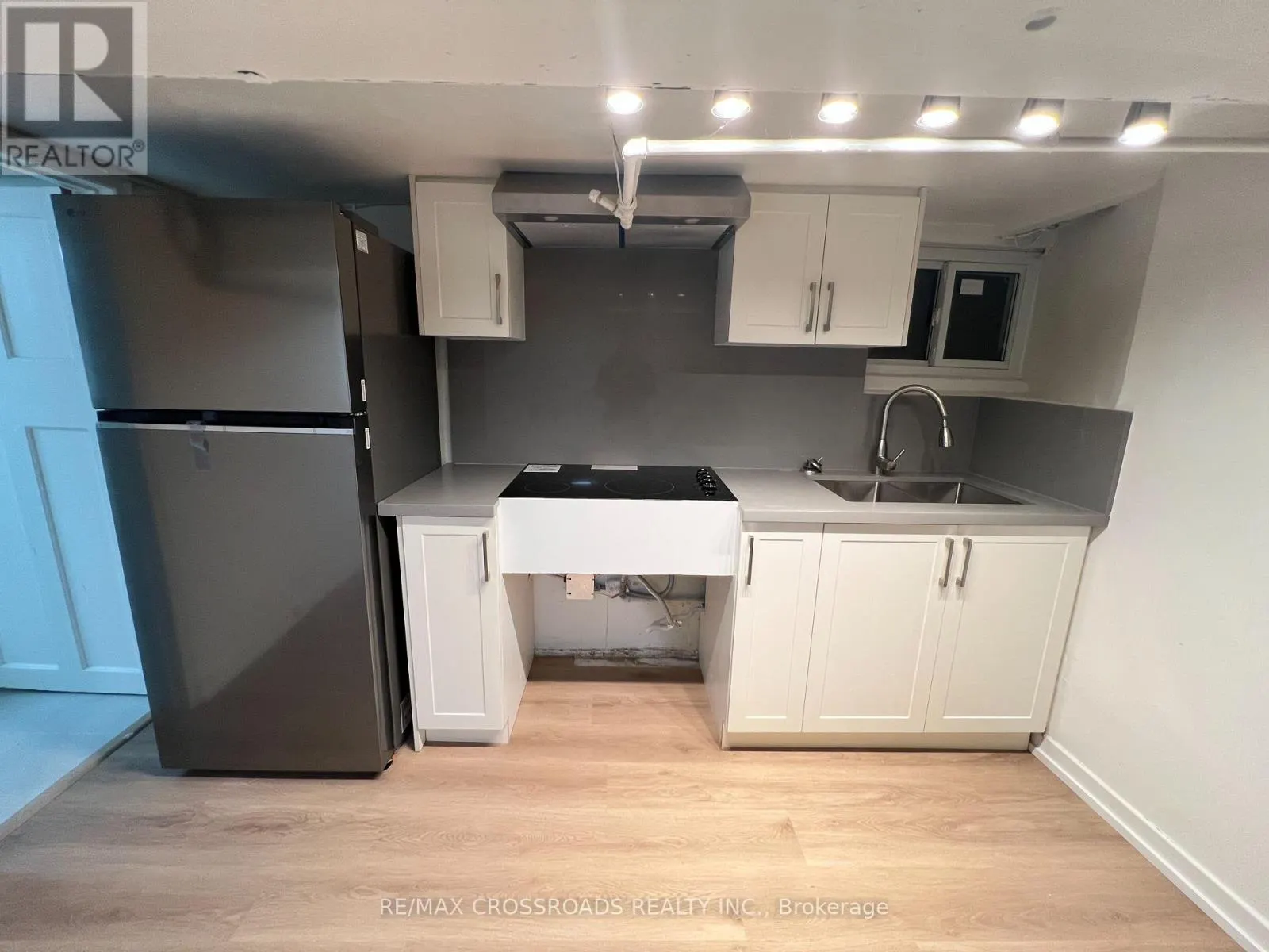 BASEMENT - 82 CURZON STREET