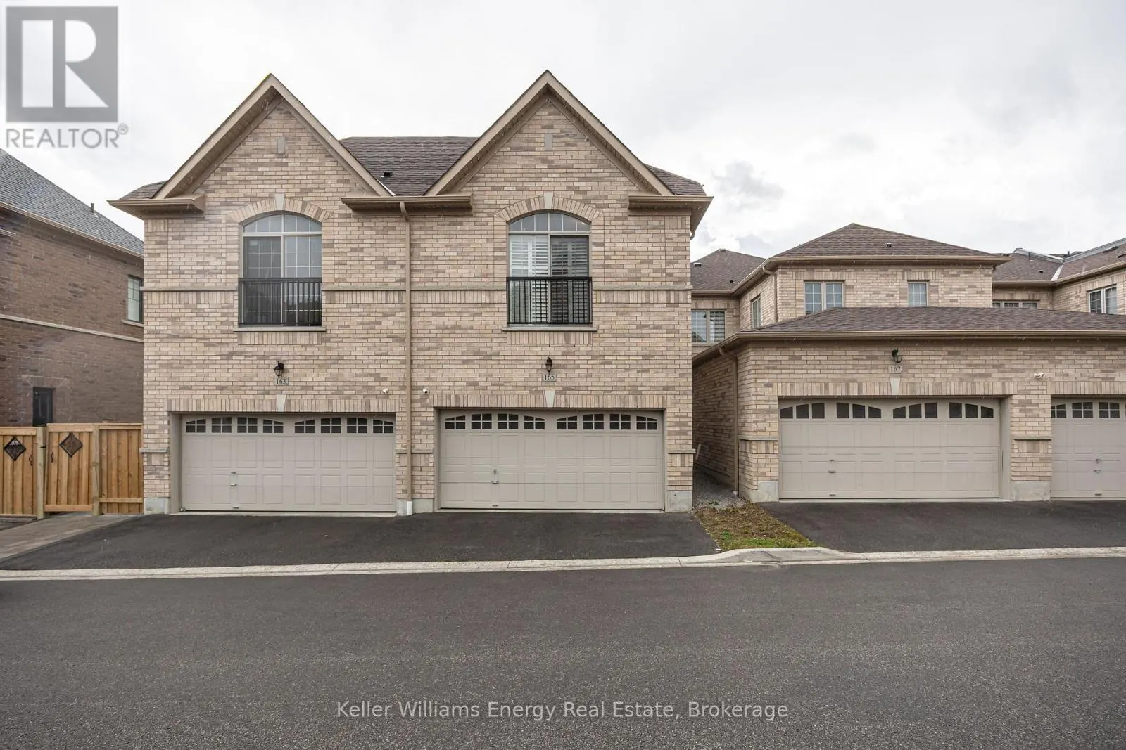 165 CORONATION ROAD