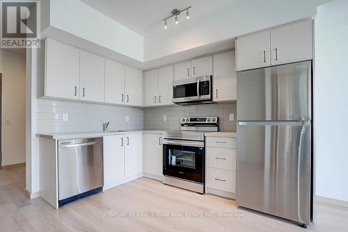 911 - 3421 SHEPPARD AVENUE E
