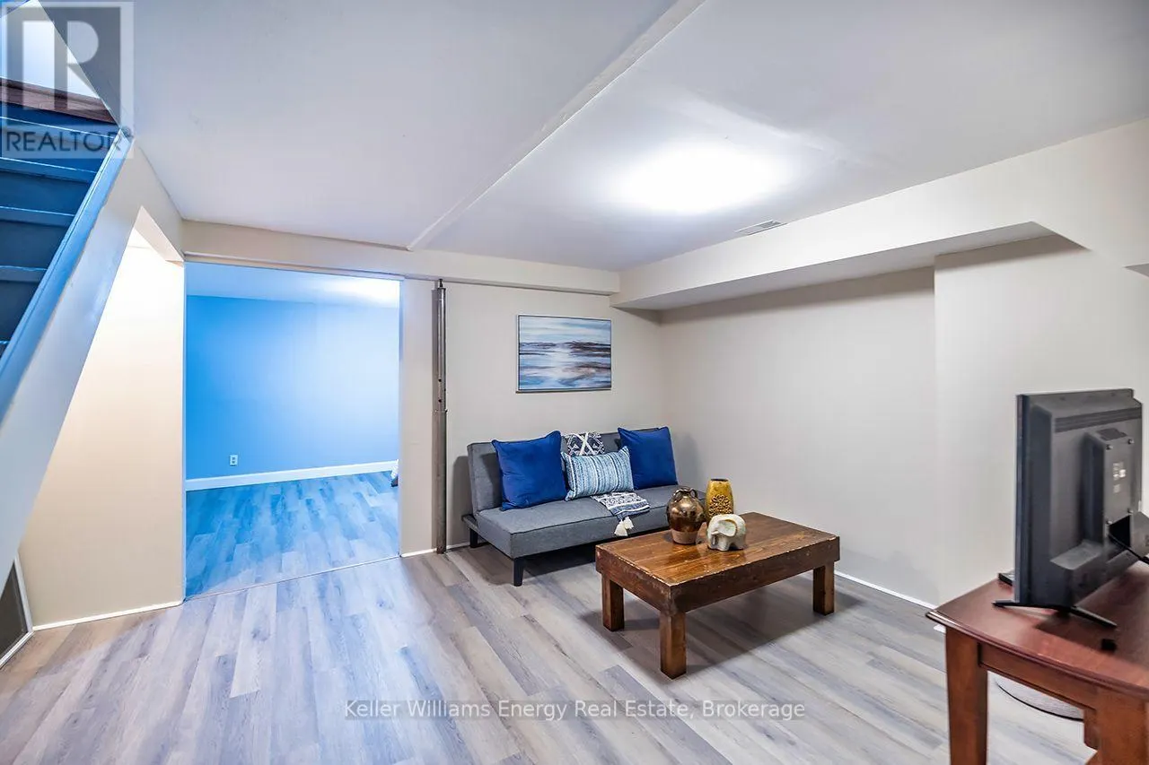 340 POMPANO COURT