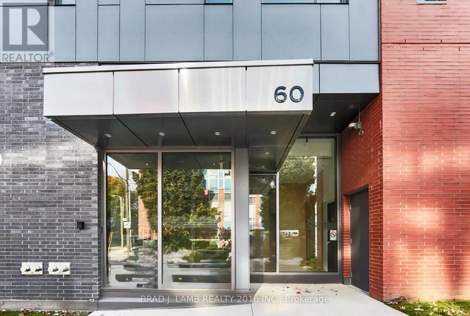 312 - 60 HASLETT AVENUE W