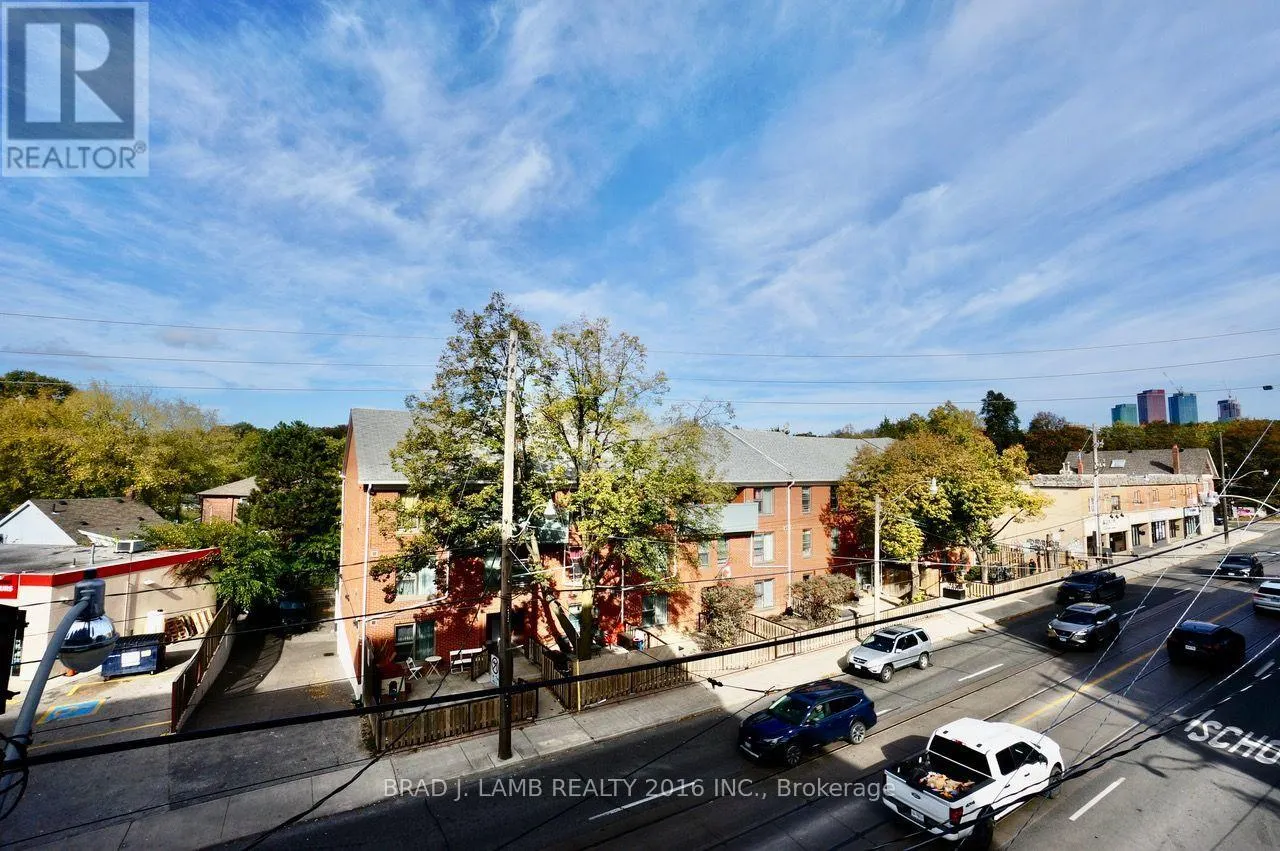 312 - 60 HASLETT AVENUE W