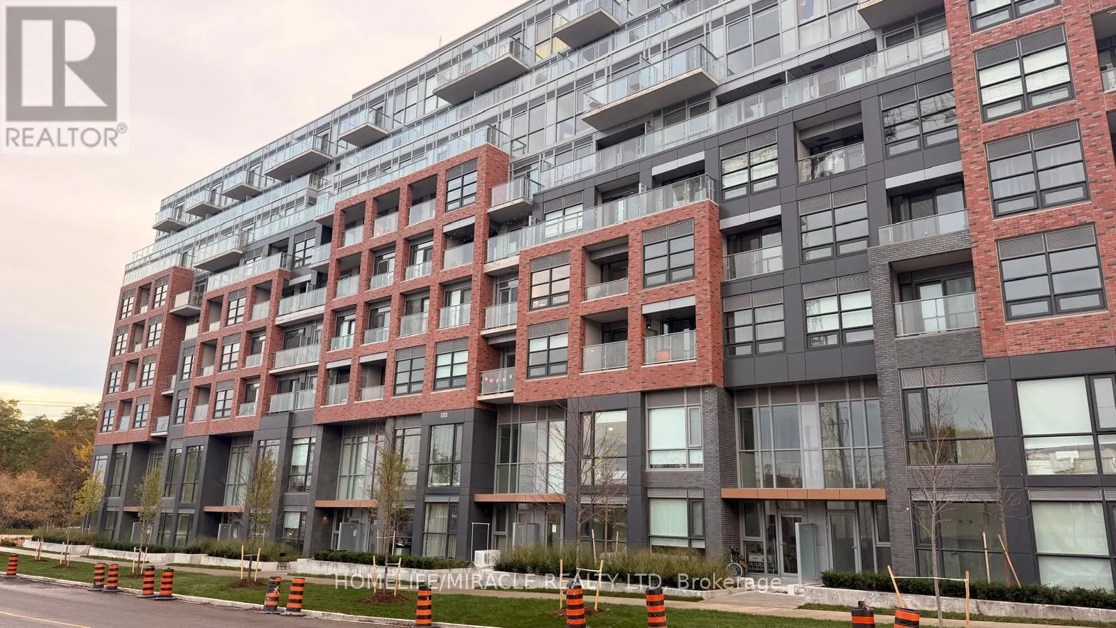 534 - 1635 MILITARY TRAIL