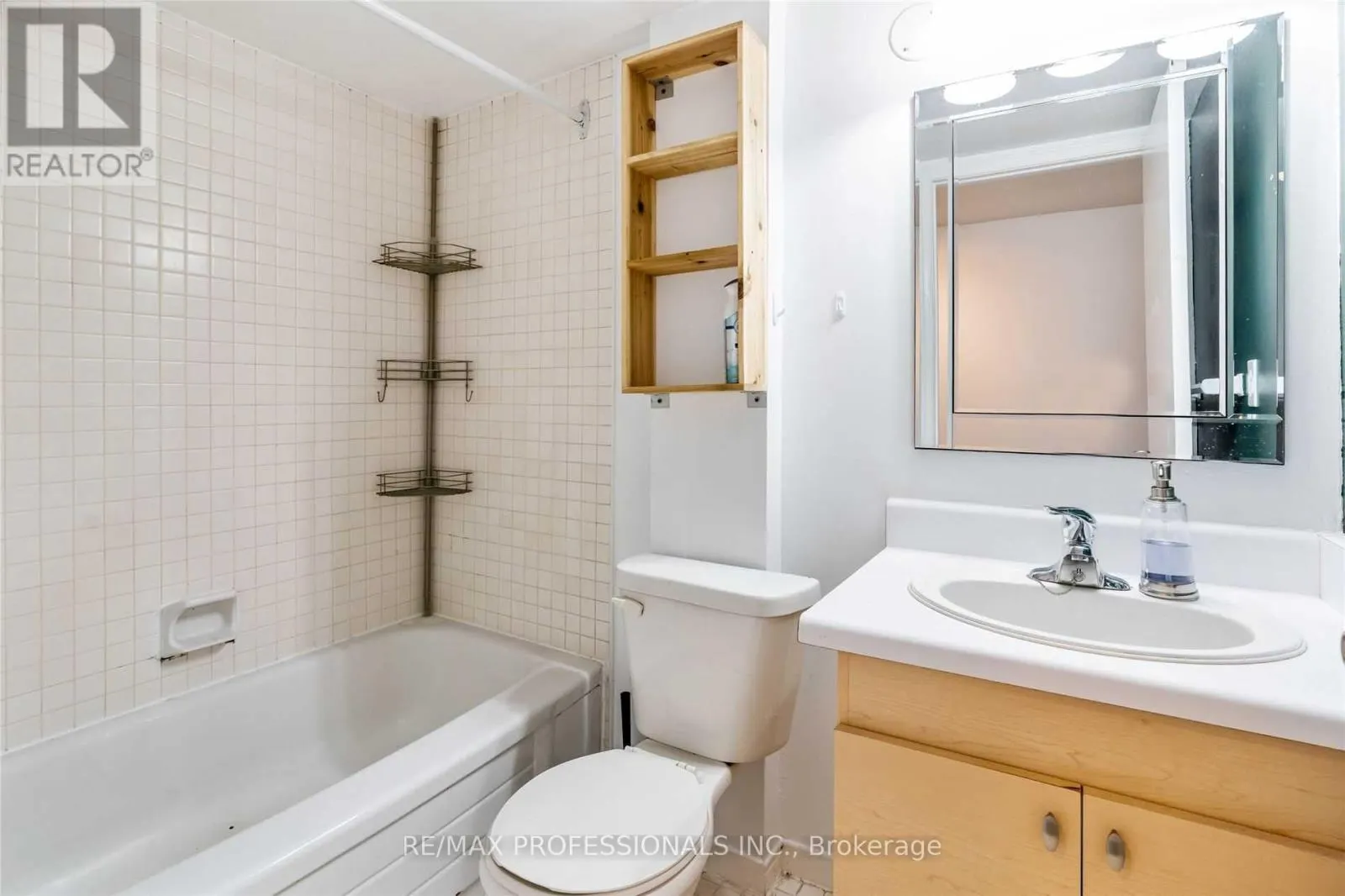 1 - 39 ALBEMARLE AVENUE