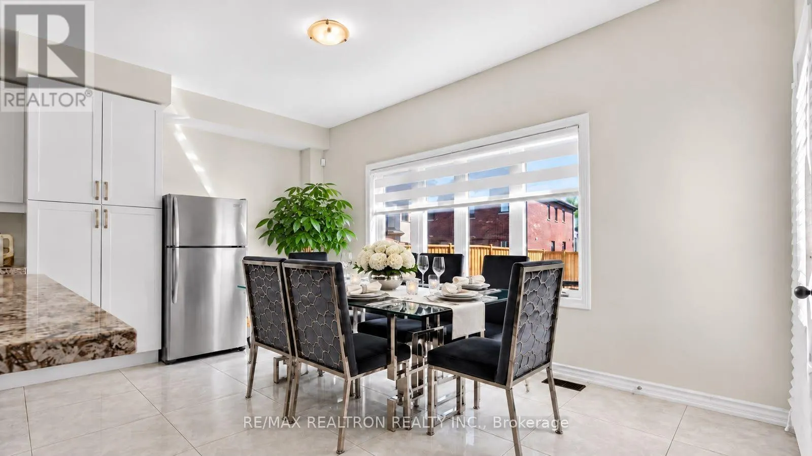23 DOUGLAS KEMP CRESCENT