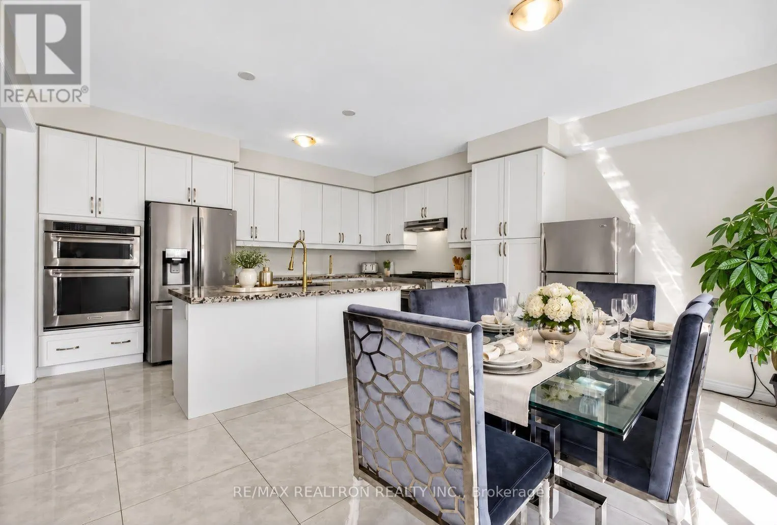 23 DOUGLAS KEMP CRESCENT