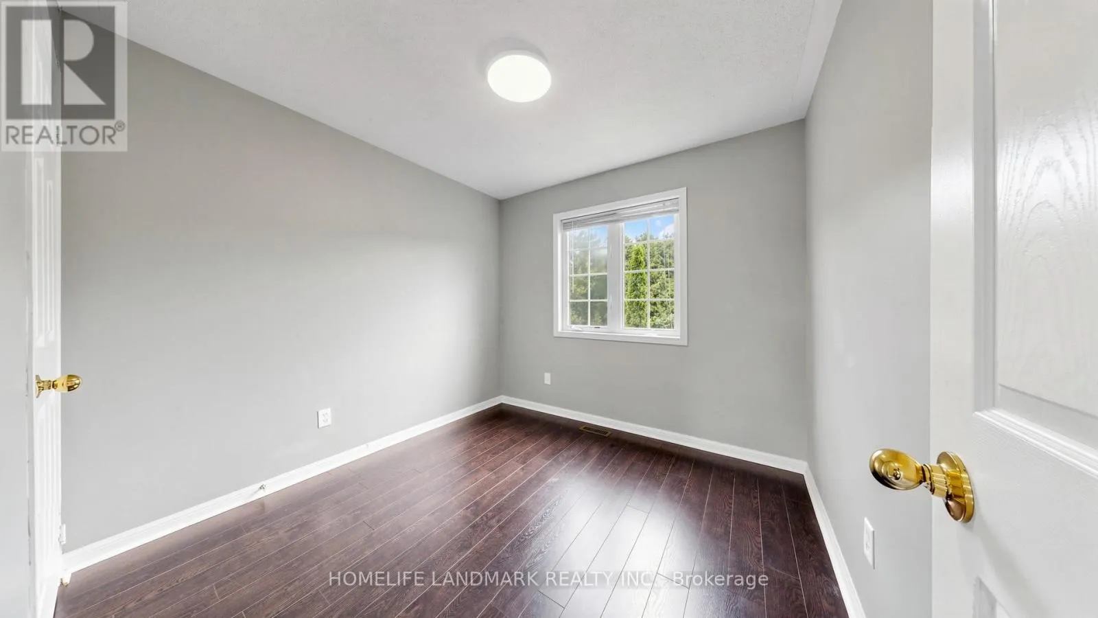 78 BONELLO CRESCENT