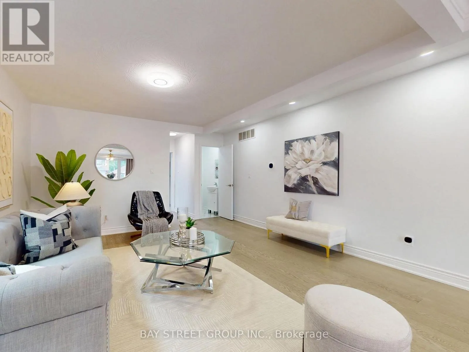 6 MOIRA AVENUE