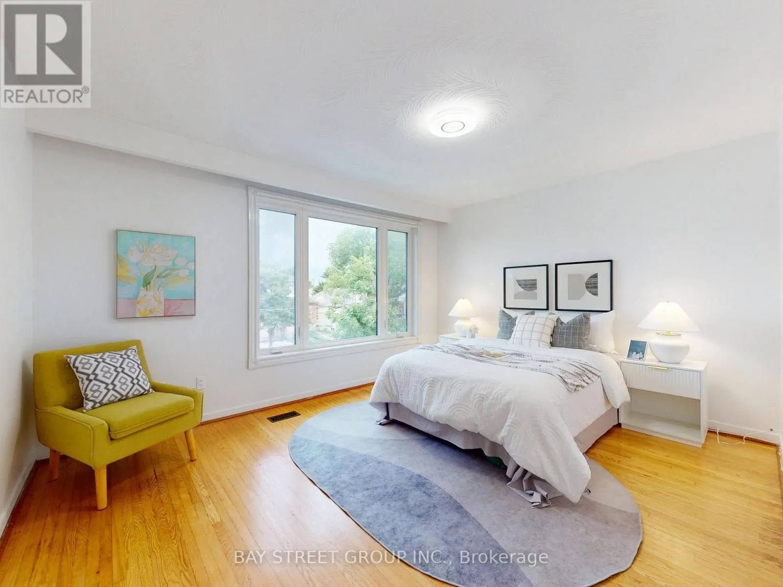 6 MOIRA AVENUE