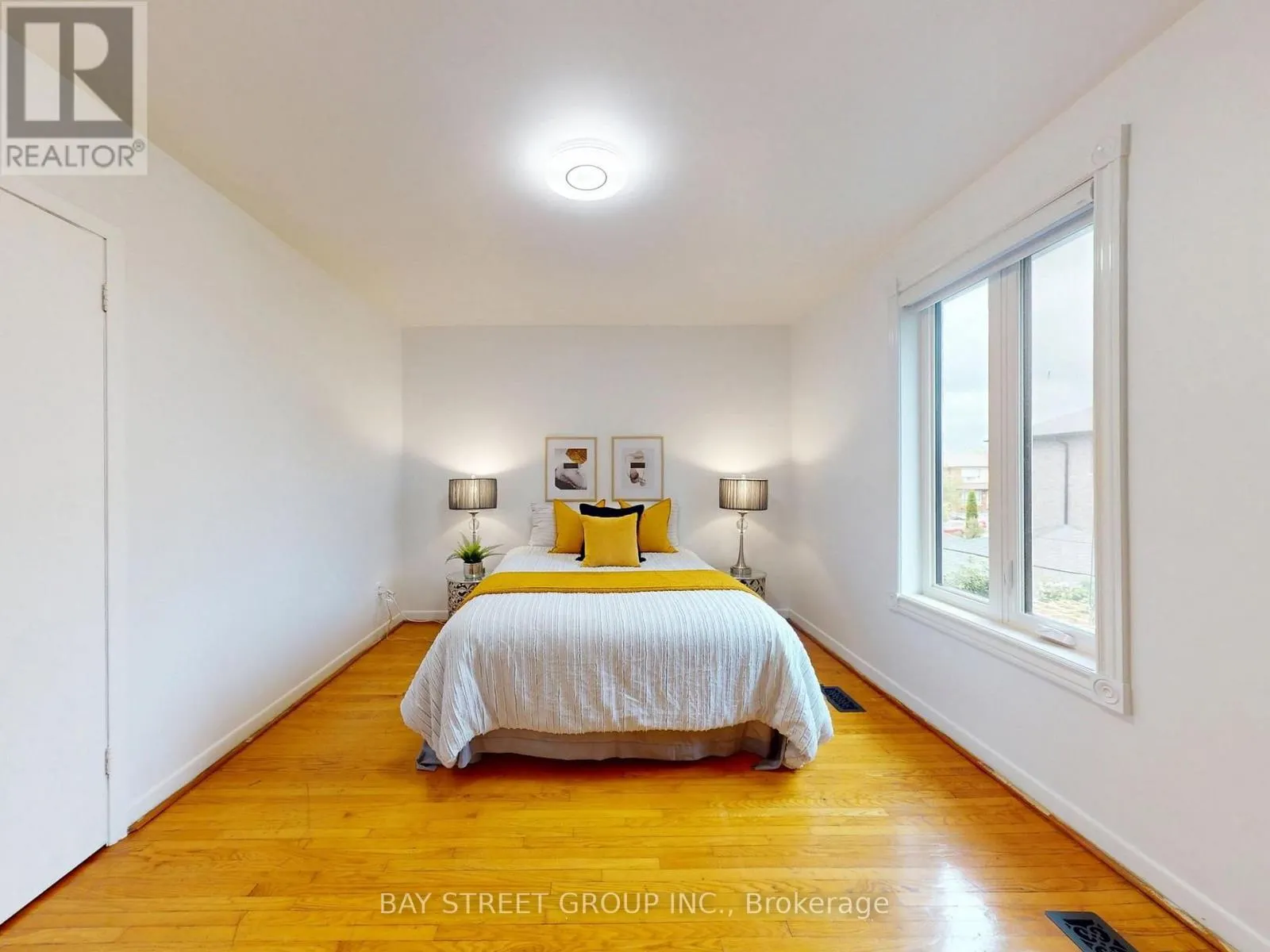 6 MOIRA AVENUE